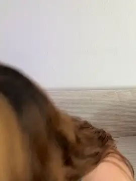 laraslittlesecrett online show from 1, 3, 2026