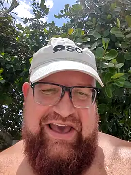 BigBearforCuddles online show from 13, 5, 2026