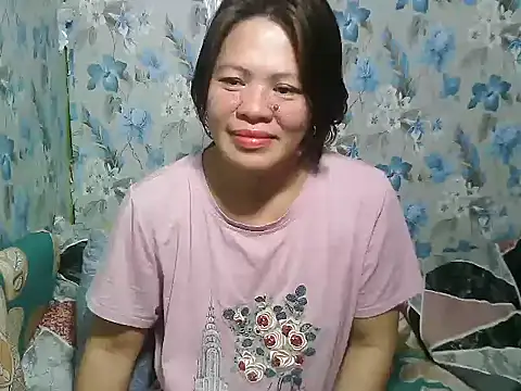 Snapshot of Smilinglovely chatting on 18, 12, 2025 Smilinglovely online show from 18, 12, 2025