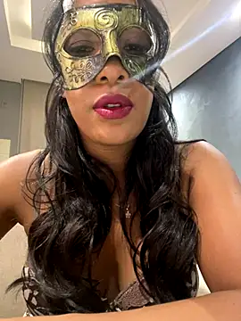 Snapshot of LunnaMaska chatting on 21, 12, 2025 LunnaMaska online show from 21, 12, 2025