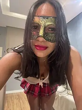 Snapshot of LunnaMaska chatting on 23, 12, 2025 LunnaMaska online show from 23, 12, 2025