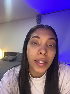 Snapshot of KarolRojas_22 chatting on 9, 5, 2026 KarolRojas 22 online show from 9, 5, 2026