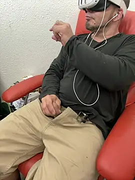 2addictivelyhorny online show from 5, 3, 2026