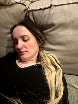 TomilaSi online show from 5, 1, 2026