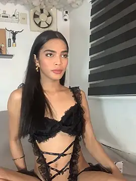 Snapshot of SexyPetiteAra chatting on 4, 5, 2026 SexyPetiteAra online show from 4, 5, 2026