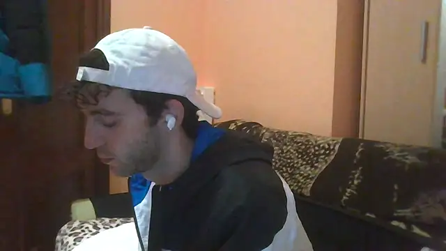 Hugoo 21 online show from 17, 12, 2025