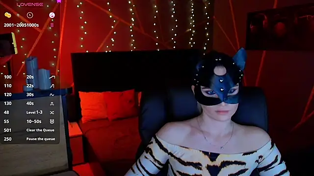  Sweet  Cat  online show from 6, 4, 2026