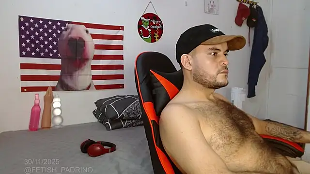 Snapshot of holegape chatting on 1, 12, 2025 holegape online show from 1, 12, 2025