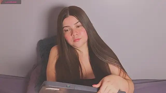 Snapshot of amyvans_ chatting on 19, 5, 2026 amyvans online show from 19, 5, 2026