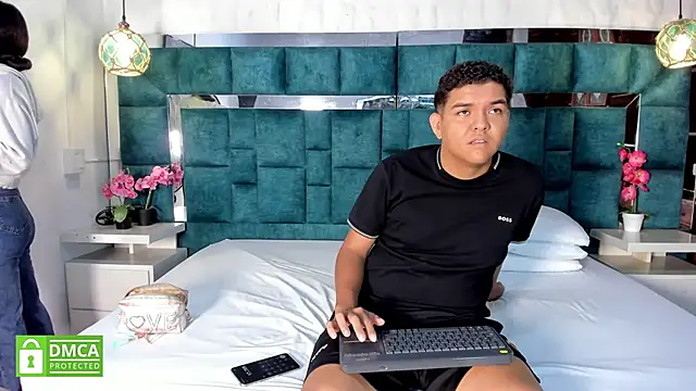  bonnyandclyde online show from 16, 1, 2026