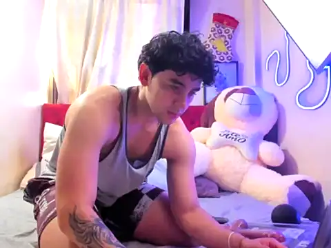 Snapshot of Logan__blaze chatting on 1, 12, 2025 Logan blaze online show from 1, 12, 2025