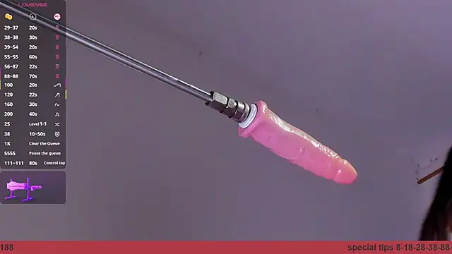 Snapshot of sophie_1_ chatting on 1, 12, 2025 sophie 1 online show from 1, 12, 2025