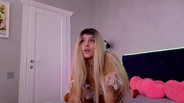 ChristalRose online show from 7, 1, 2026