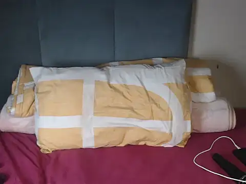 Chocolatebae86 online show from 3, 12, 2025