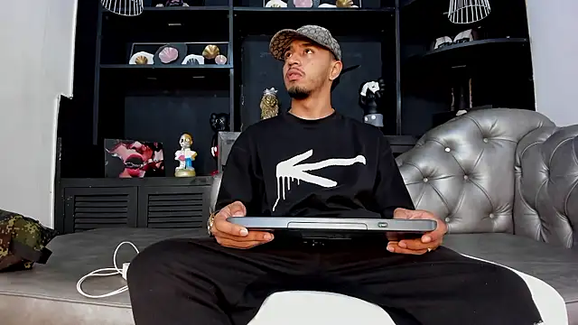 Brand Collins online show from 9, 1, 2026