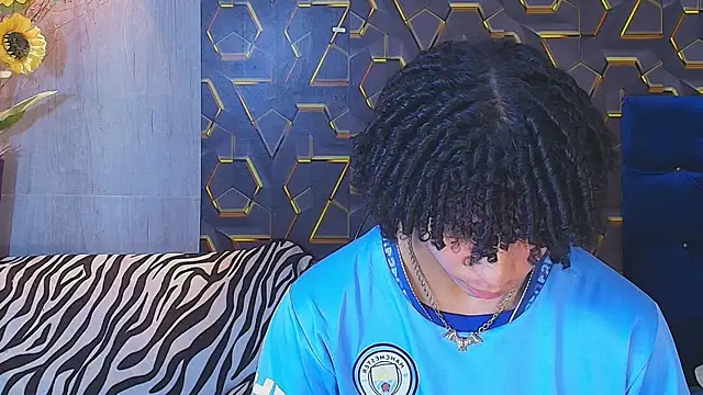 kim curlyy online show from 17, 6, 2026