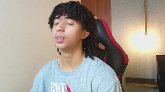 kim curlyy online show from 11, 7, 2026