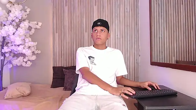 Andrey Lev1 online show from 2, 12, 2025