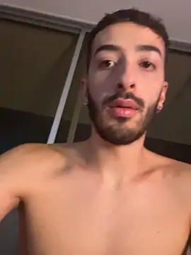 Snapshot of Alejovegga chatting on 29, 11, 2025 Alejovegga online show from 29, 11, 2025