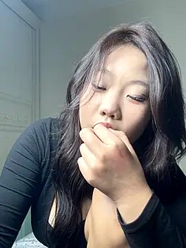 Xiaojie-520521 online show from 19, 12, 2025