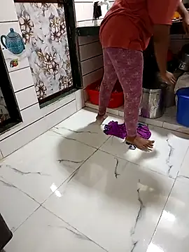 chilllisa online show from 5, 12, 2025