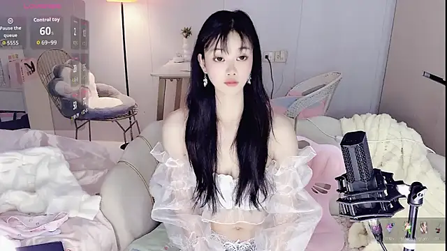 Snapshot of Coral_888 chatting on 2, 12, 2025 Coral 888 online show from 2, 12, 2025