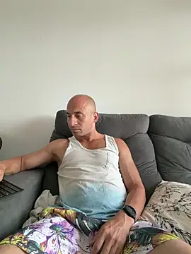 Russo41rj online show from 17, 12, 2025