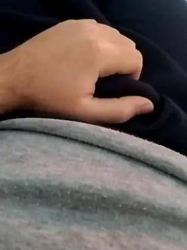 erdestruttor18 online show from 29, 11, 2025