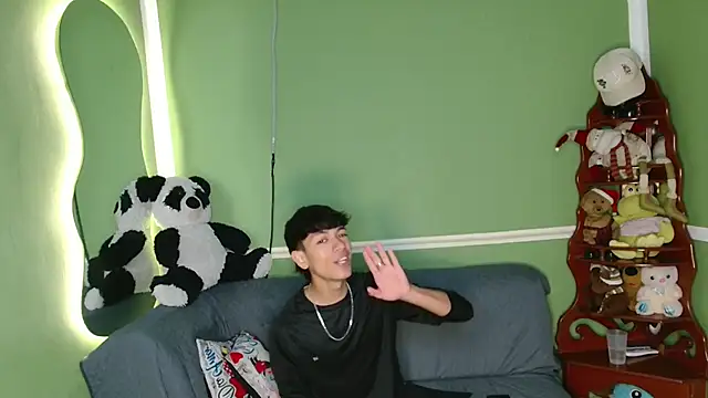 Snapshot of murb_xxx chatting on 27, 11, 2025 murb xxx online show from 27, 11, 2025