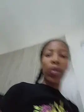 MsParisSmith online show from 12, 2, 2026