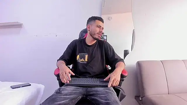 MatthewCullen online show from 4, 2, 2026