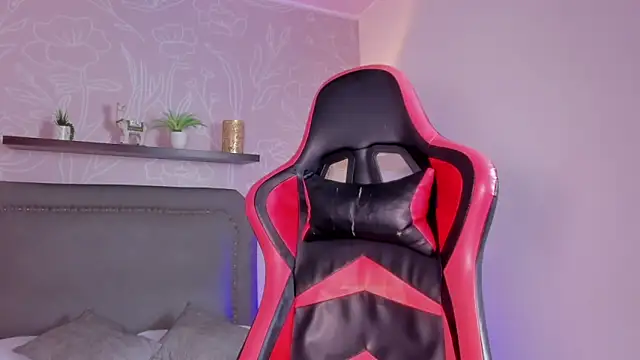 aurora cass online show from 13, 1, 2026