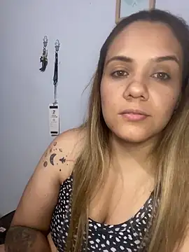 LoreinnFox online show from 19, 4, 2026