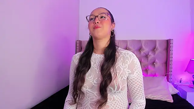 Snapshot of _AmyAdams_ chatting on 15, 1, 2026 AmyAdams online show from 15, 1, 2026