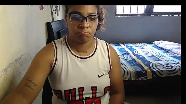 lia Hazbun online show from 5, 3, 2026