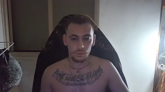 Snapshot of Lionwhispers chatting on 1, 12, 2025 Lionwhispers online show from 1, 12, 2025