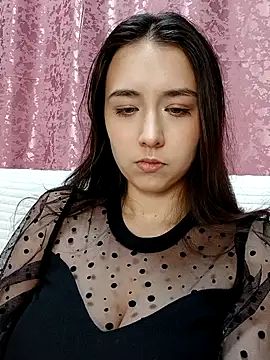 Foxylce online show from 3, 12, 2025