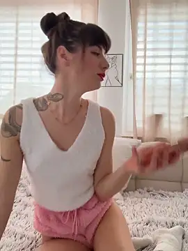 Sugarbellax online show from 15, 2, 2026