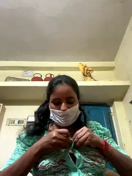 Snapshot of Rima_cam5 chatting on 30, 11, 2025 Rima cam5 online show from 30, 11, 2025