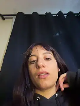 Snapshot of Mia_fiire chatting on 20, 6, 2026 Mia fiire online show from 20, 6, 2026