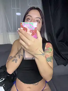 Snapshot of Mia_fiire chatting on 27, 6, 2026 Mia fiire online show from 27, 6, 2026