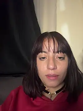 Snapshot of Mia_fiire chatting on 13, 7, 2026 Mia fiire online show from 13, 7, 2026