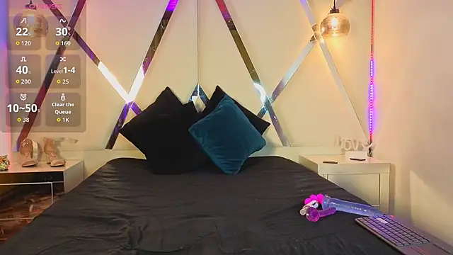 IvyPoison  online show from 3, 12, 2025