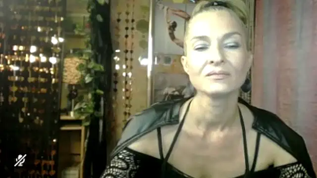 Soniakiss online show from 6, 7, 2026