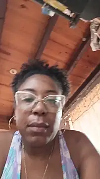 Snapshot of ChanneldelaCroix chatting on 22, 2, 2026 ChanneldelaCroix online show from 22, 2, 2026