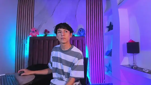 SthepanodiMonaco online show from 7, 1, 2026