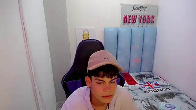 Snapshot of Lil_babyyy_ chatting on 30, 11, 2025 Lil babyyy online show from 30, 11, 2025