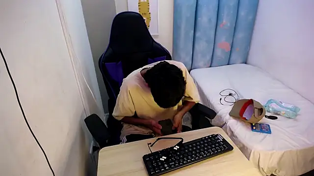 Lil babyyy  online show from 3, 12, 2025