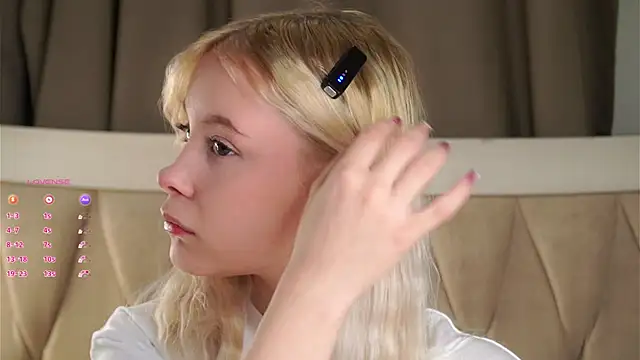 AunclreaVache online show from 16, 2, 2026