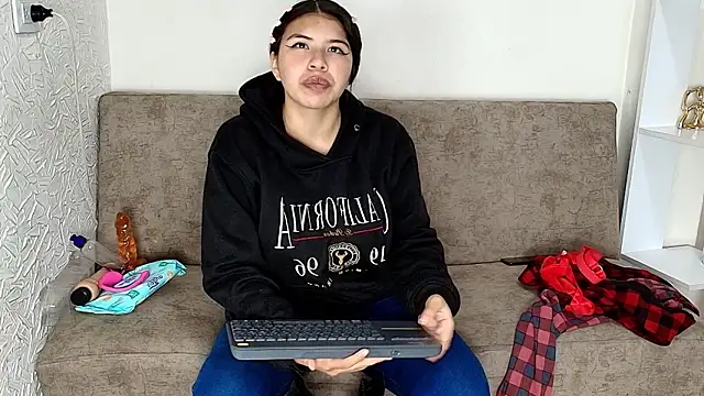 Nahomi rous777 online show from 23, 2, 2026